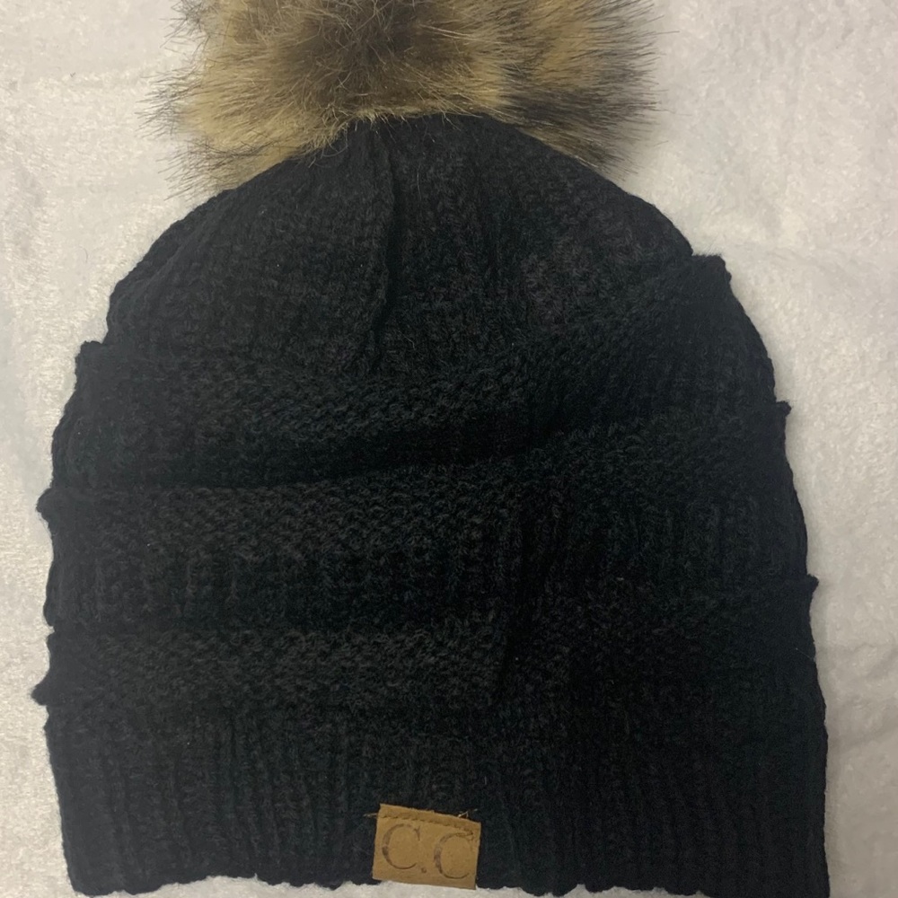 CC Pom Pom knit winter hat black